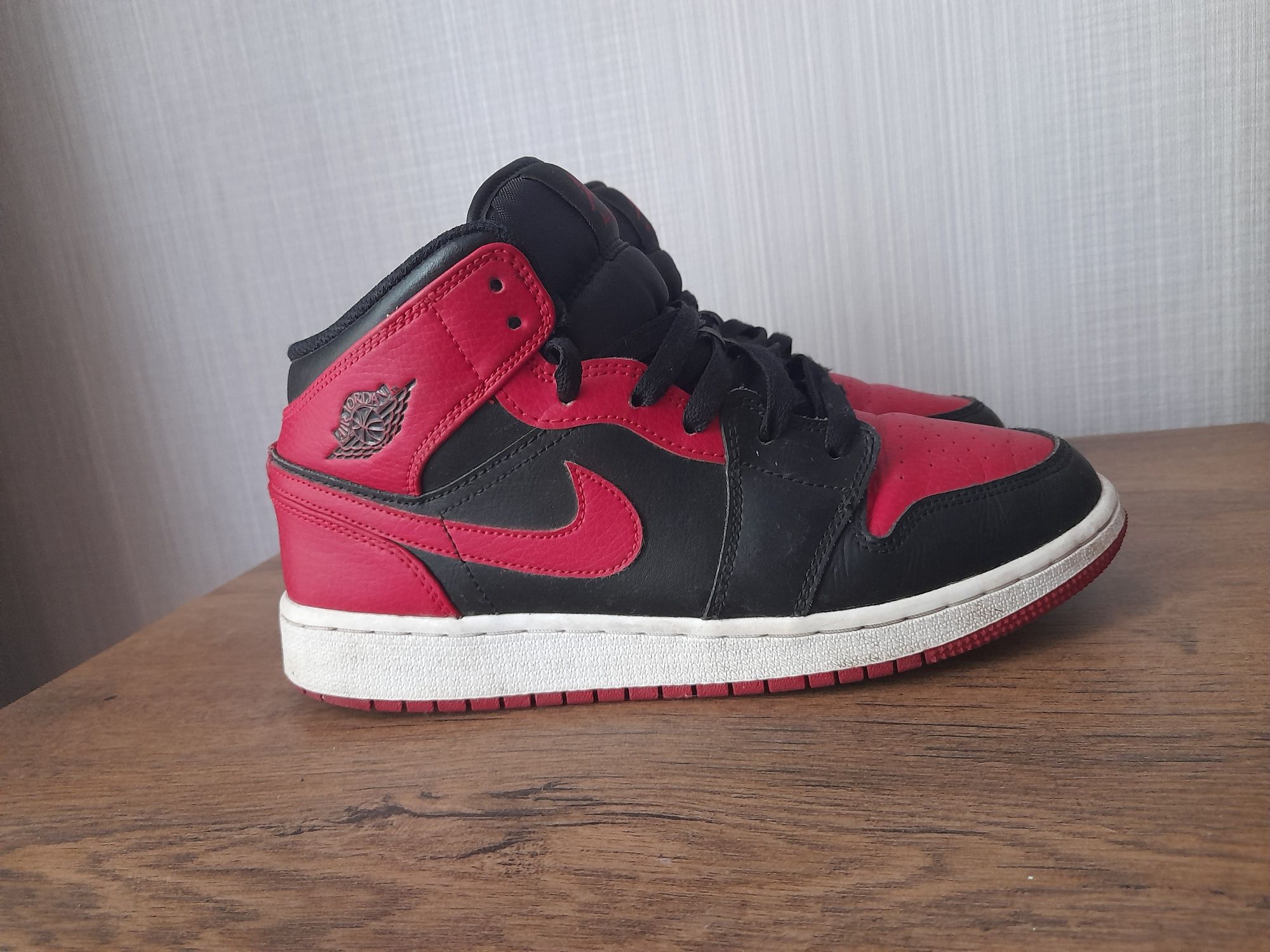 Jordan Retro 1 кецове 38 номер.