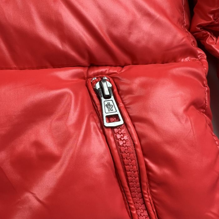 Moncler Червено Яке - Unisex Мъжко Дамско