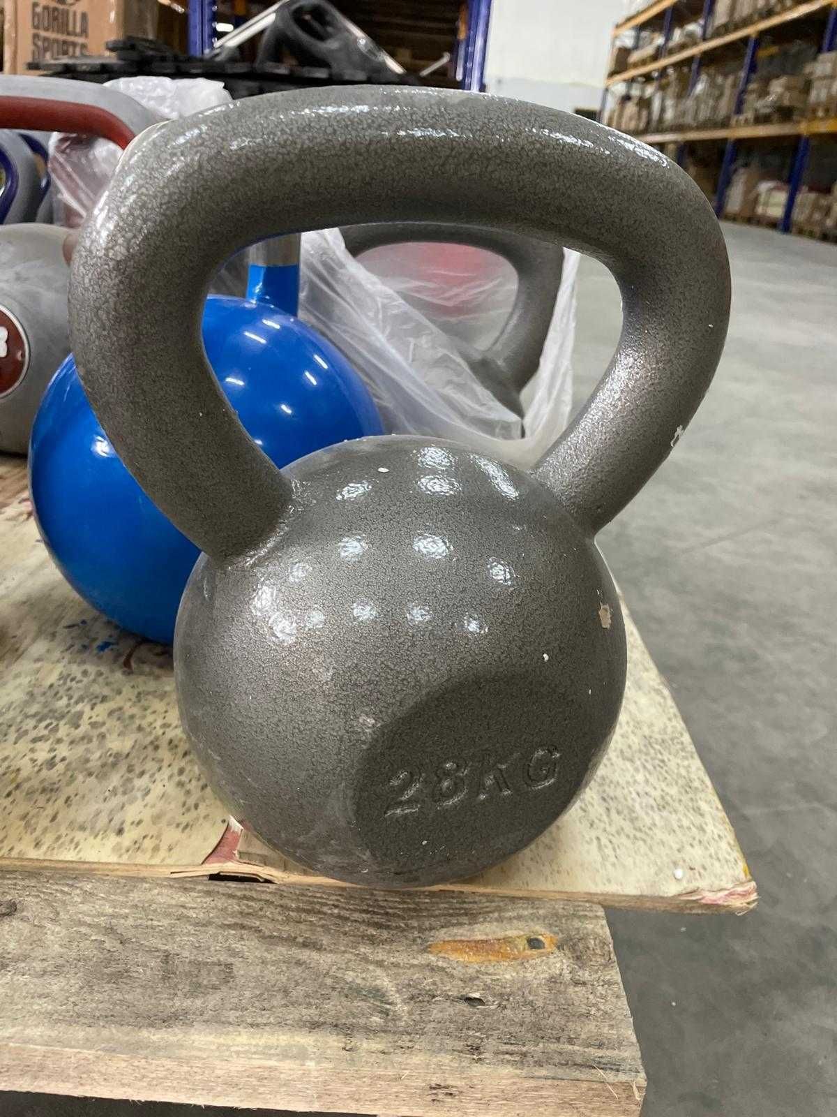 Kettlebell de fier/acoperit cu cauciuc: diferite KG