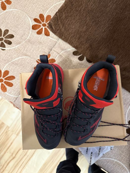 Трекинг обувки Mammut, Ducan High GTX