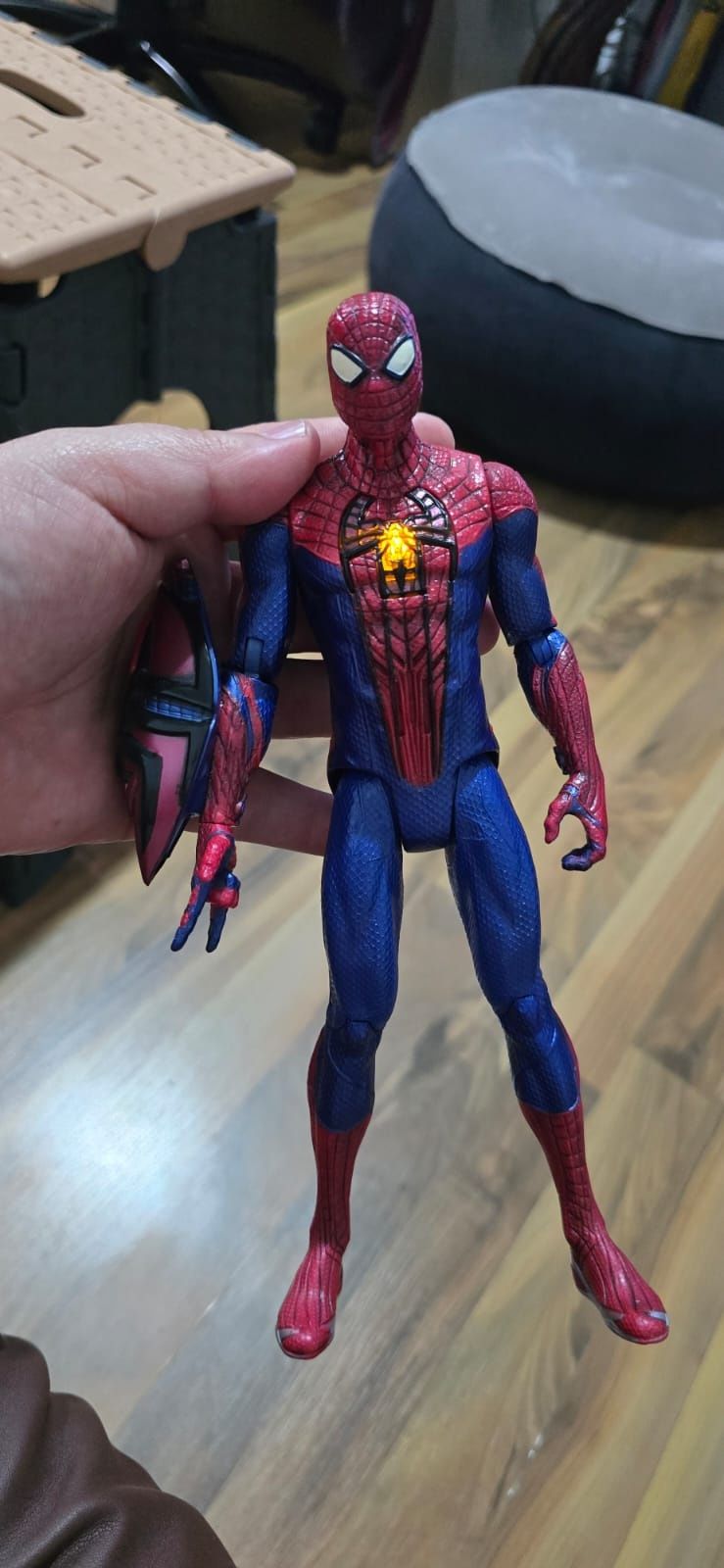 Figurine originale Spiderman. Marvel