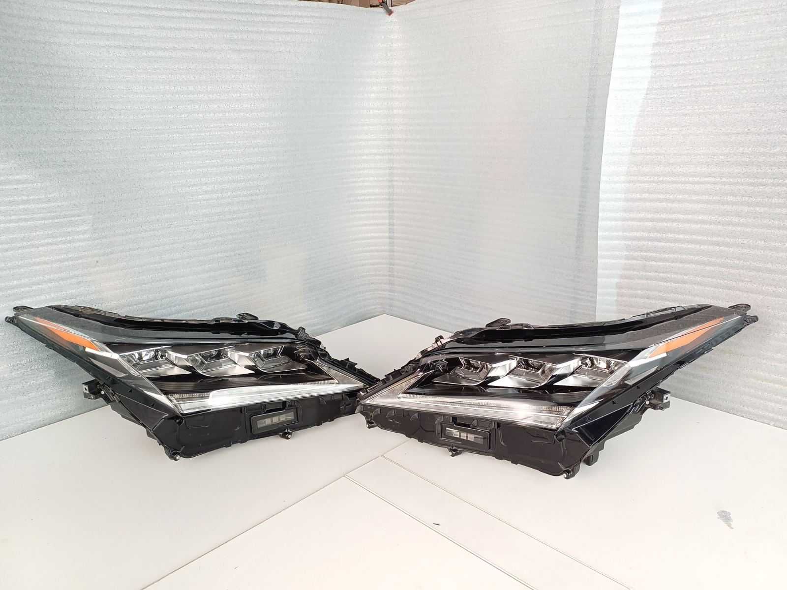 фар фарове ляв десен Lexus RX 330 RX350 RX400h 2015-2020г.#1016V#1017V