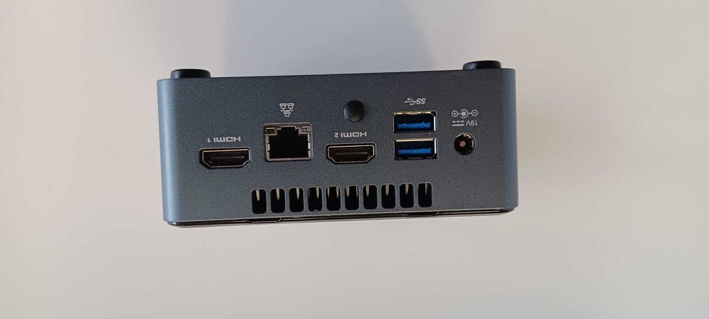 Kомпютър Intel NUC с Windows 11 PRO и MC Office PRO