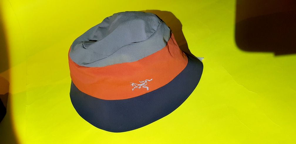 Шапки  Arc'teryx  North Face