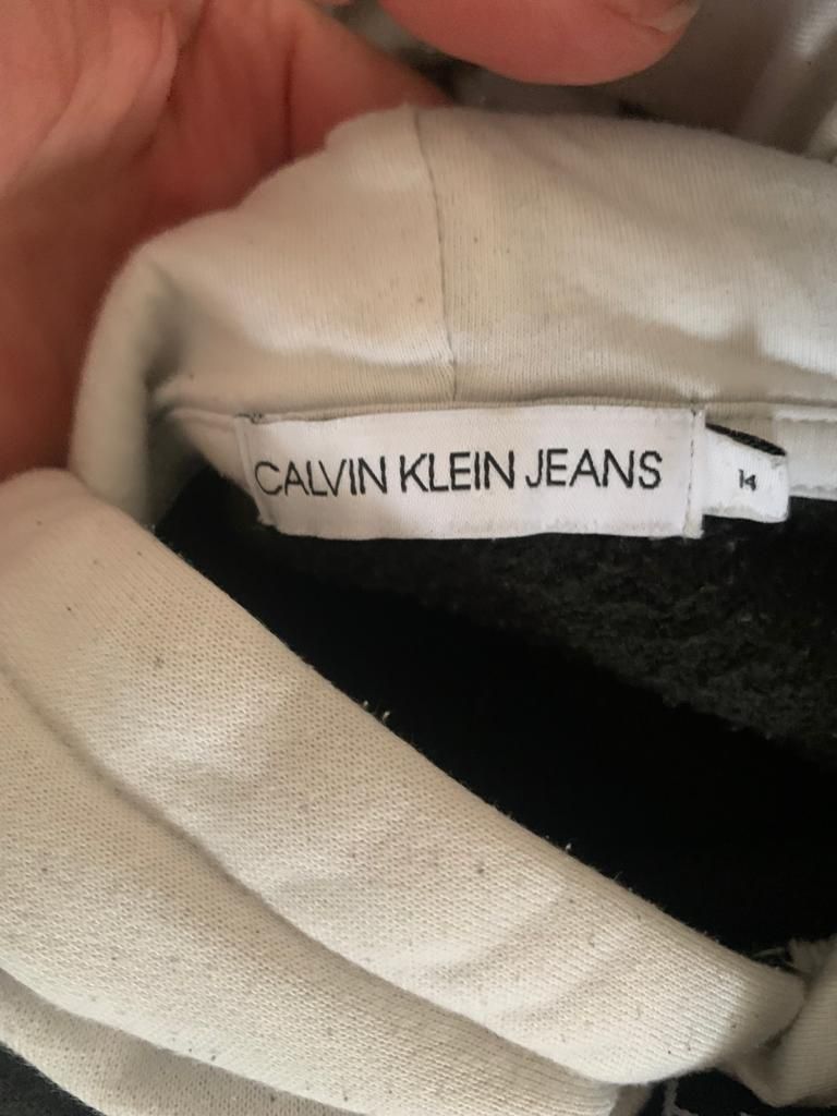 Vând hanorac calvin klein jeans copii