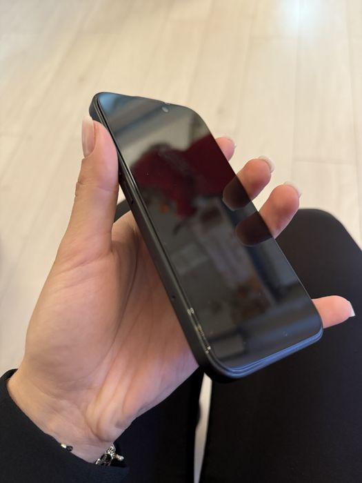 Iphone 16 NEGRU 128 GB