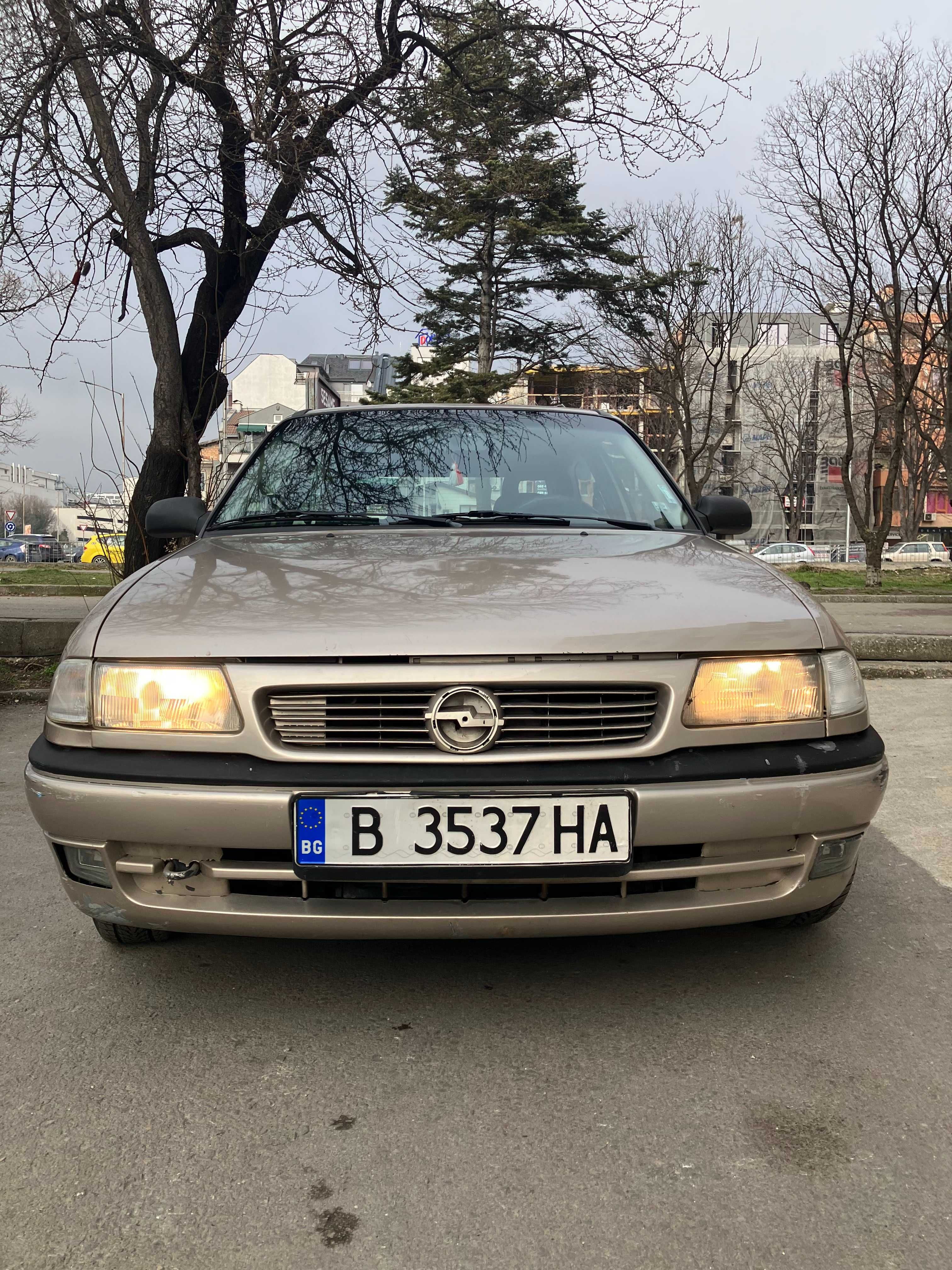 Опел Астра 1.6 Шибидах