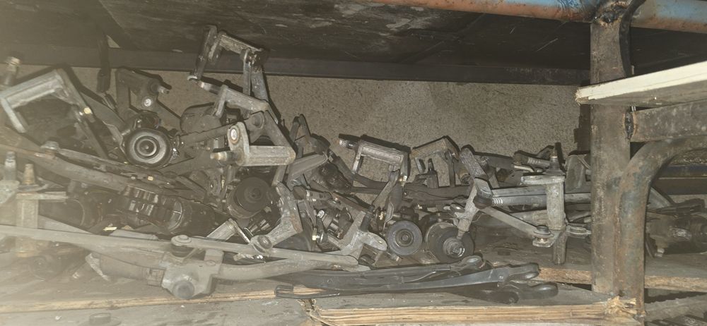 Моторчета за чистачки за Golf 4