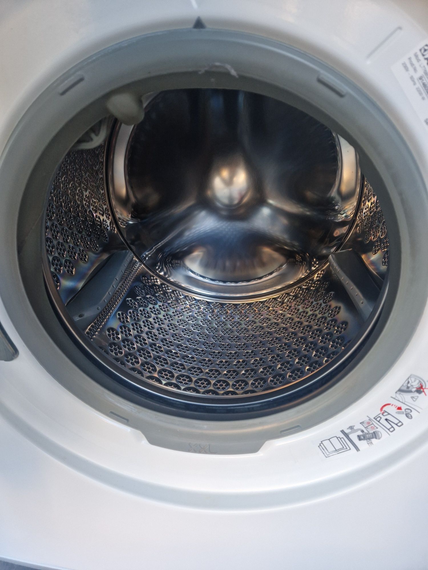 Пералня със сушилня Aeg 8/6 кг