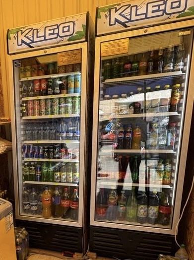 Xolodilnik vetrina va marazilnik 2 lasa 3 oy yozda ishlagan yengide