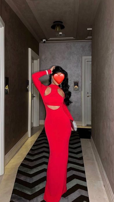 Красное ,новое платье на корпоратив 42-46