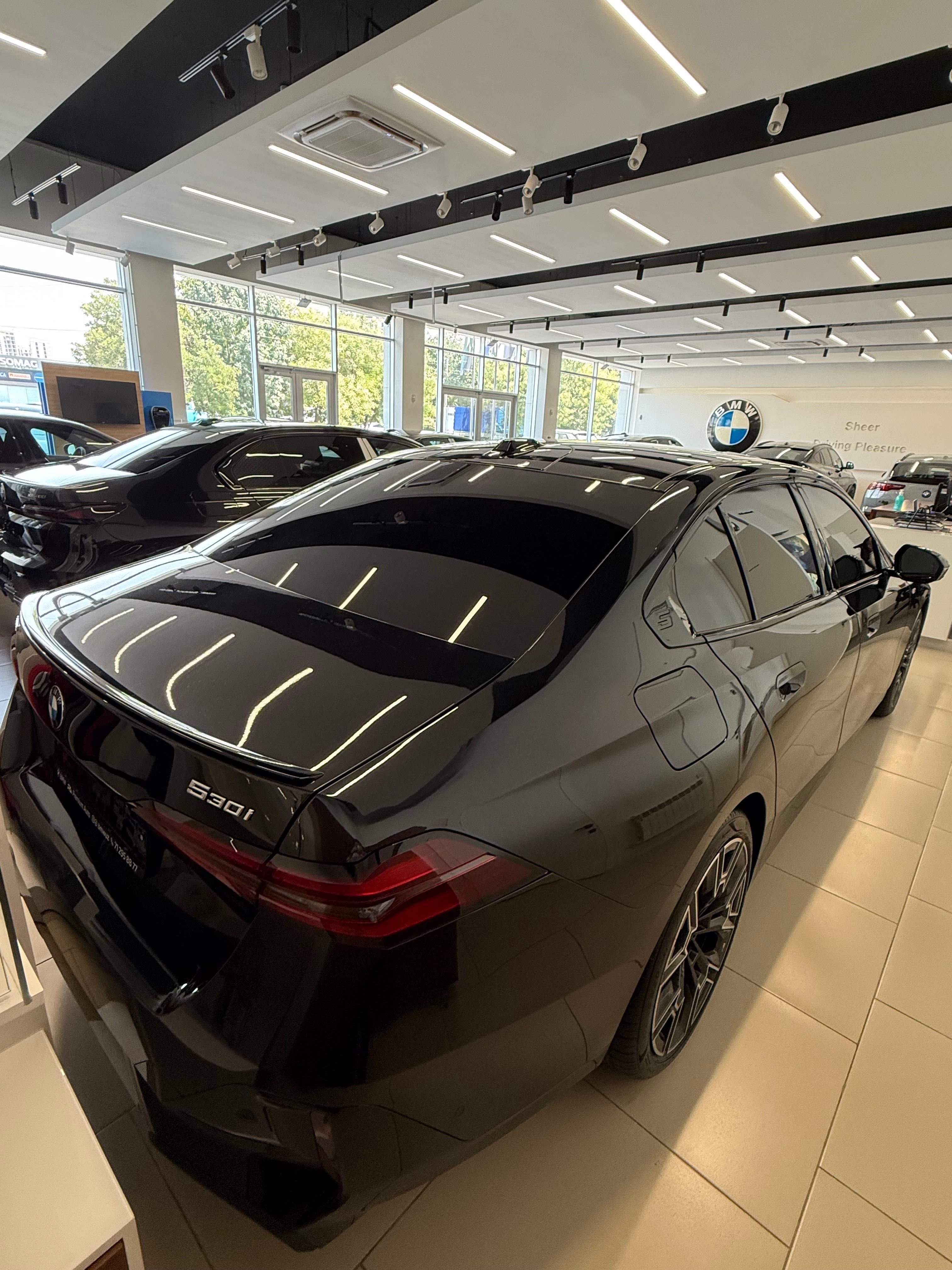 Продам BMW 530i xDrive c официальной гарантией
