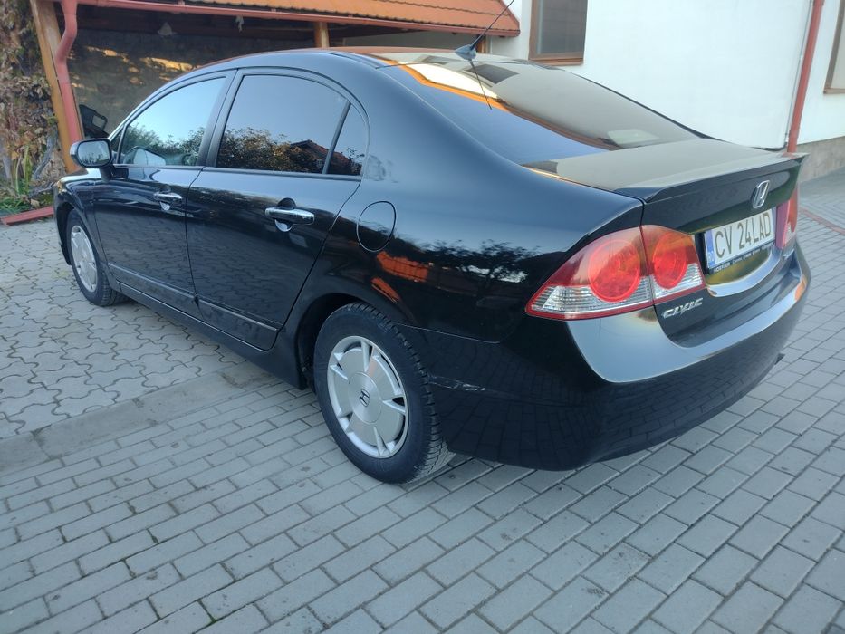 Honda Civic Hibrid variante 4x4