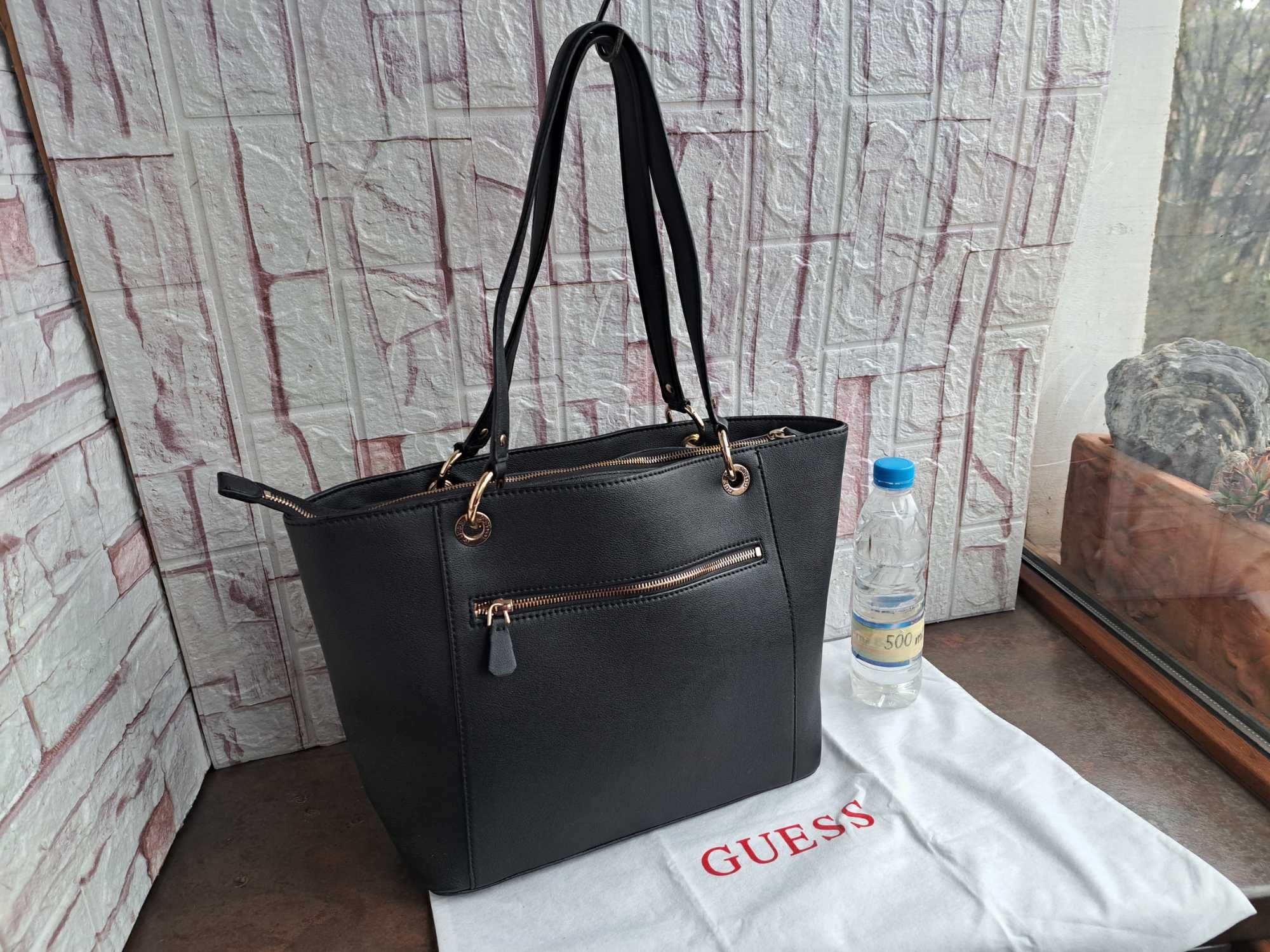 дамска чанта,GUESS-черна чанта,гес