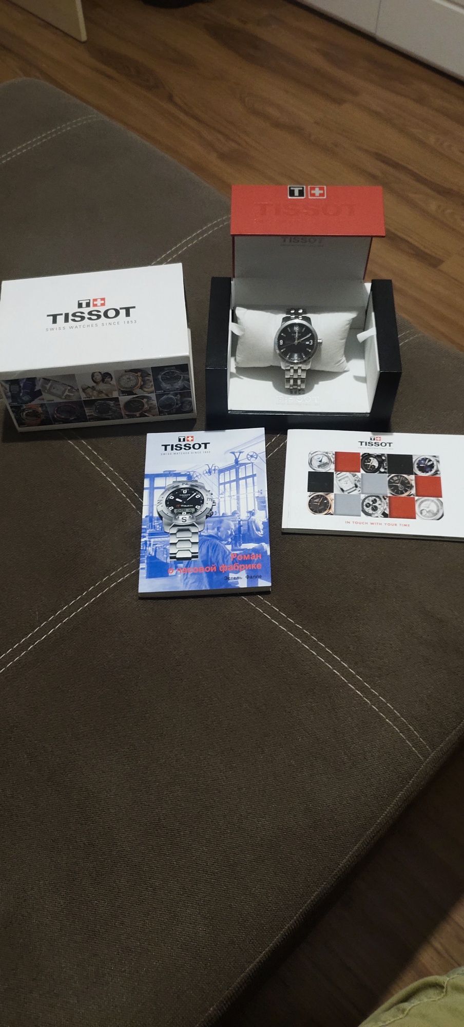 Продам Швейцарские часы Tissot оригинал. Торг.