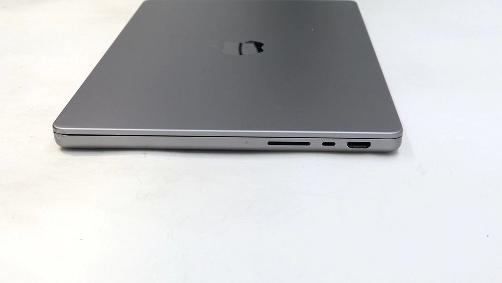 MacBook Pro 1 Pro 14 inch