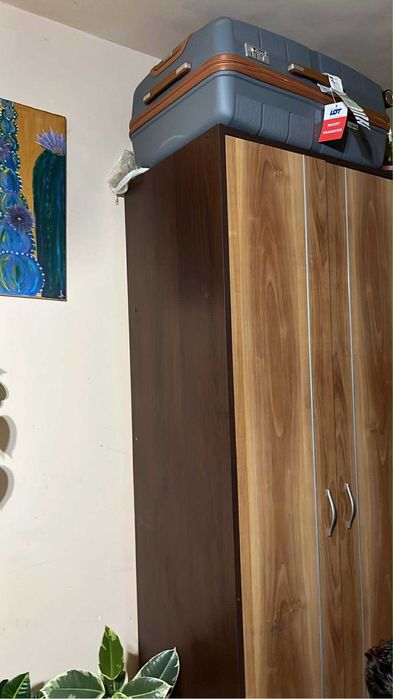 Vand mobila de sufeagerie