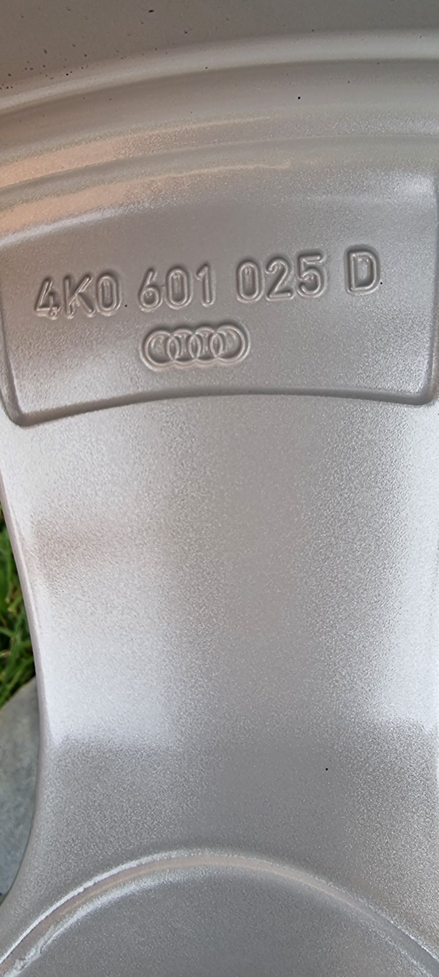 Jante r 18 cu anvelope de vara 225 55 18 audi a6