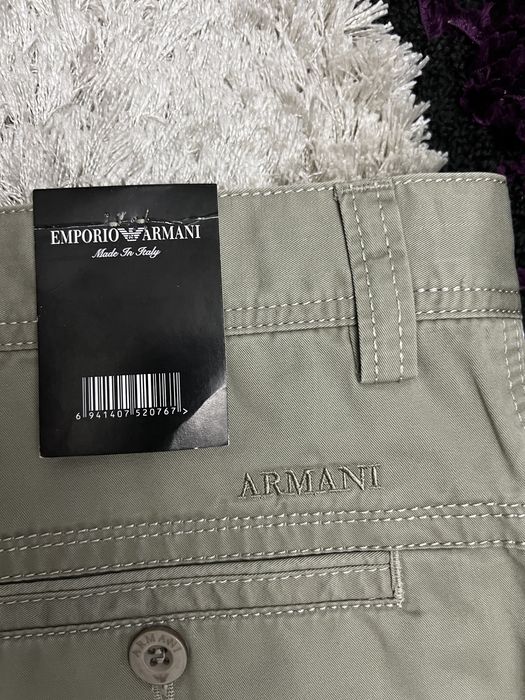 Pantaloni Emporio Armani noi, marime 50 sau 34