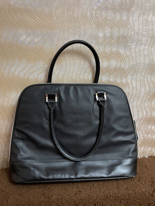 Дамская сумка для документов / ноутбука