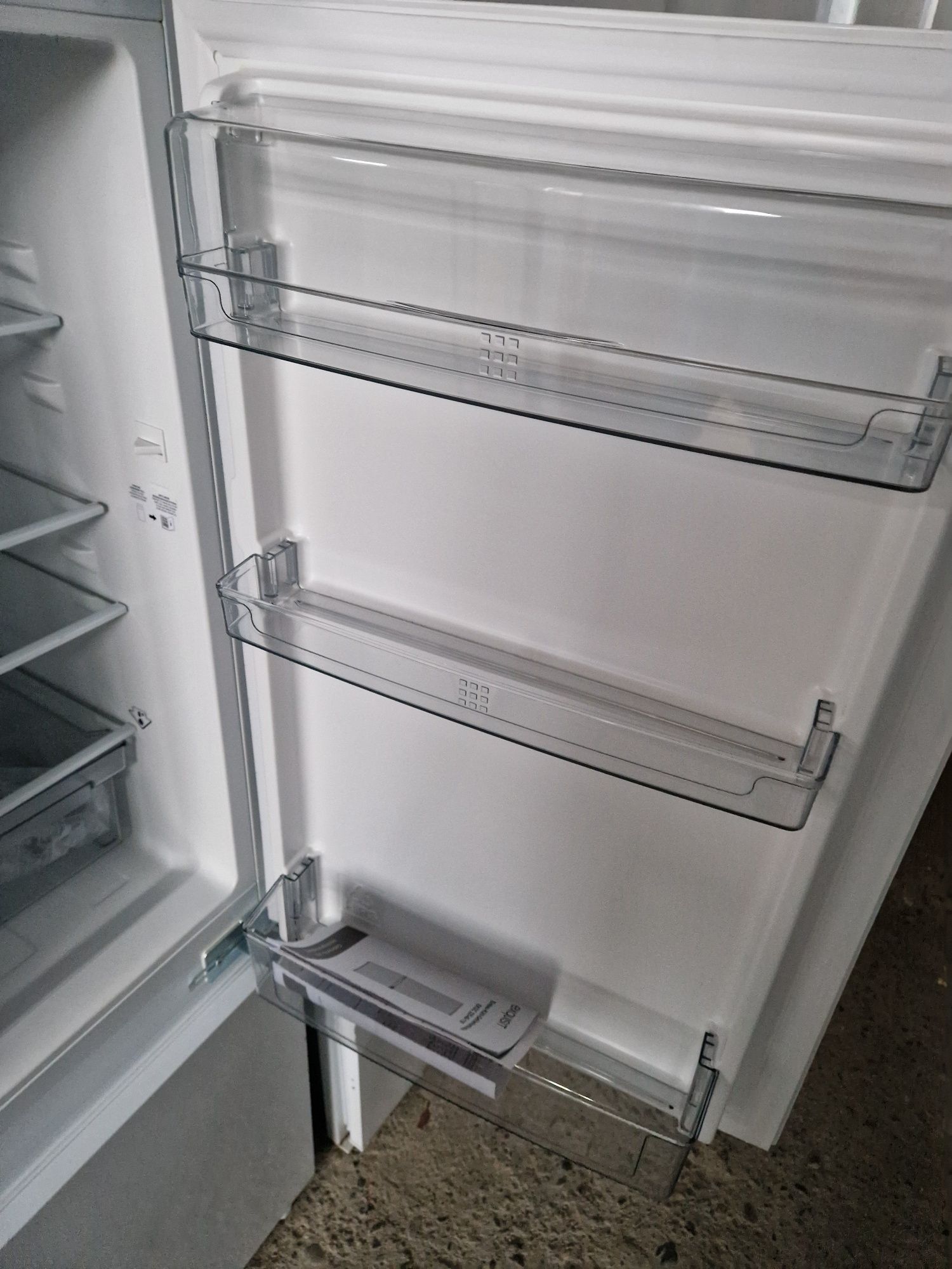 Хладилник за вграждане Exclusive A++ 142 см