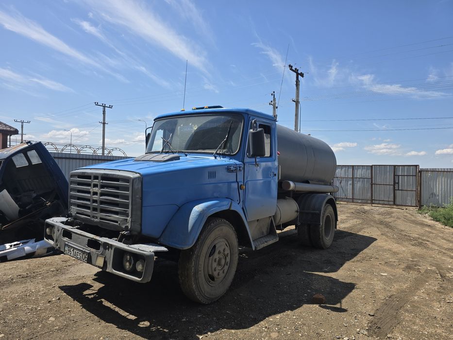 Зил откачка септик. Вакуум. Ассенизатор 7 куб