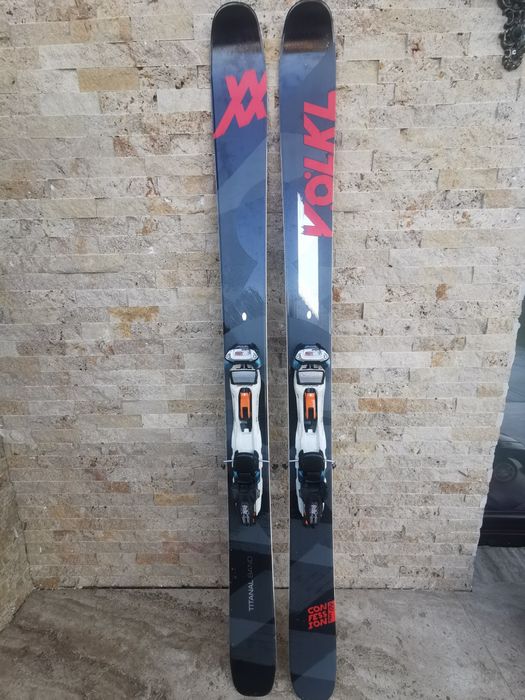 Schiuri freeride Volkl Confession