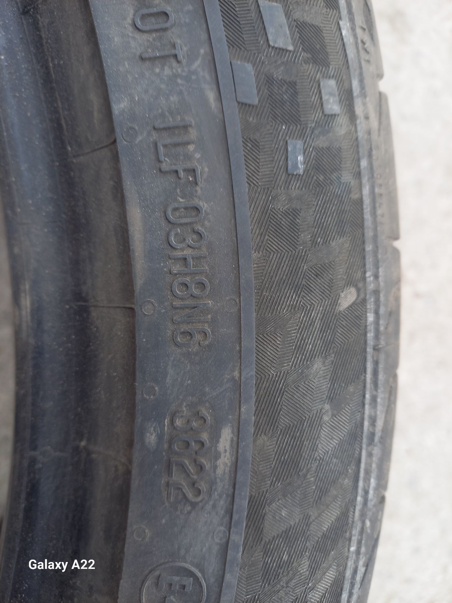 срочно продам шины R 20