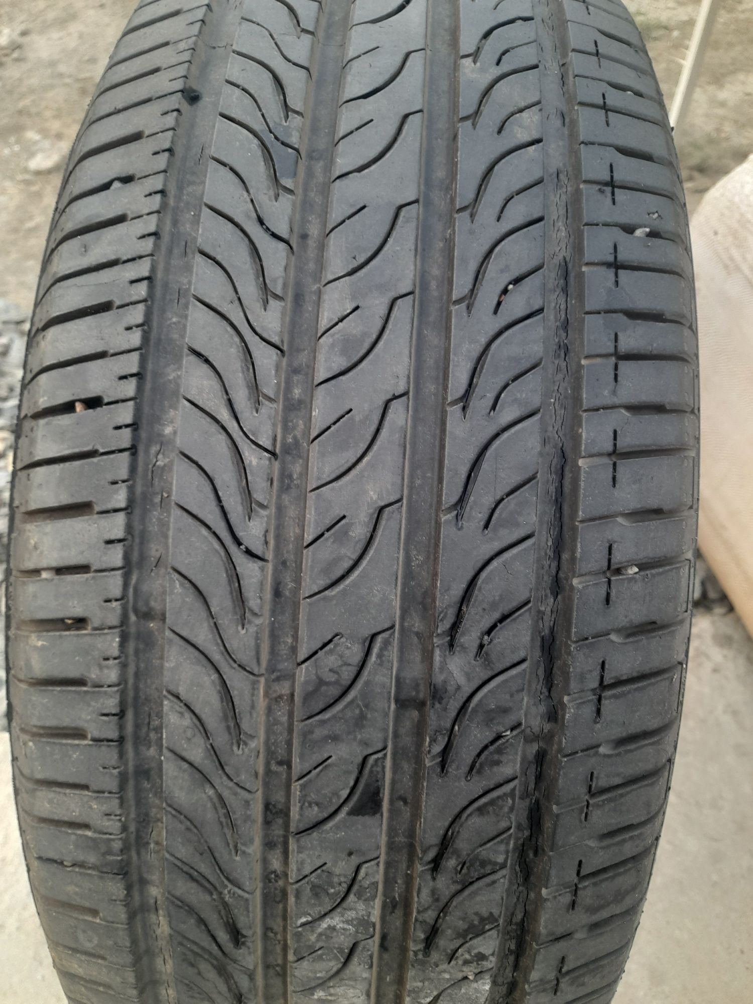 Шины 235/55/R18.