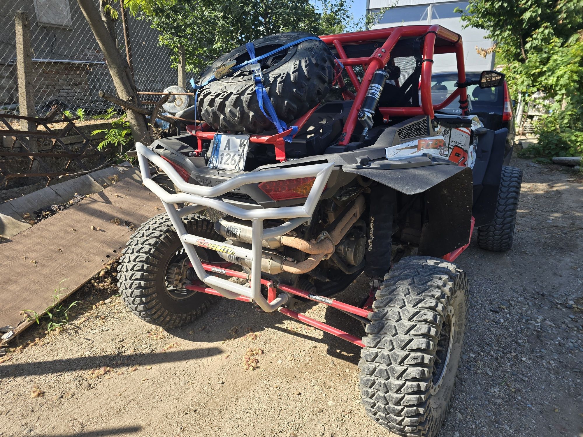 Utv Polaris rzr 1000xp