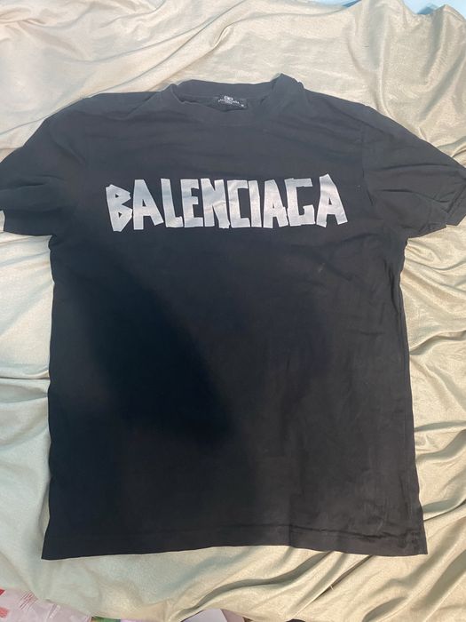 Тениски на adidas, balenciaga, the north face и nike
