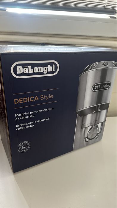 Кофемашина delonghi