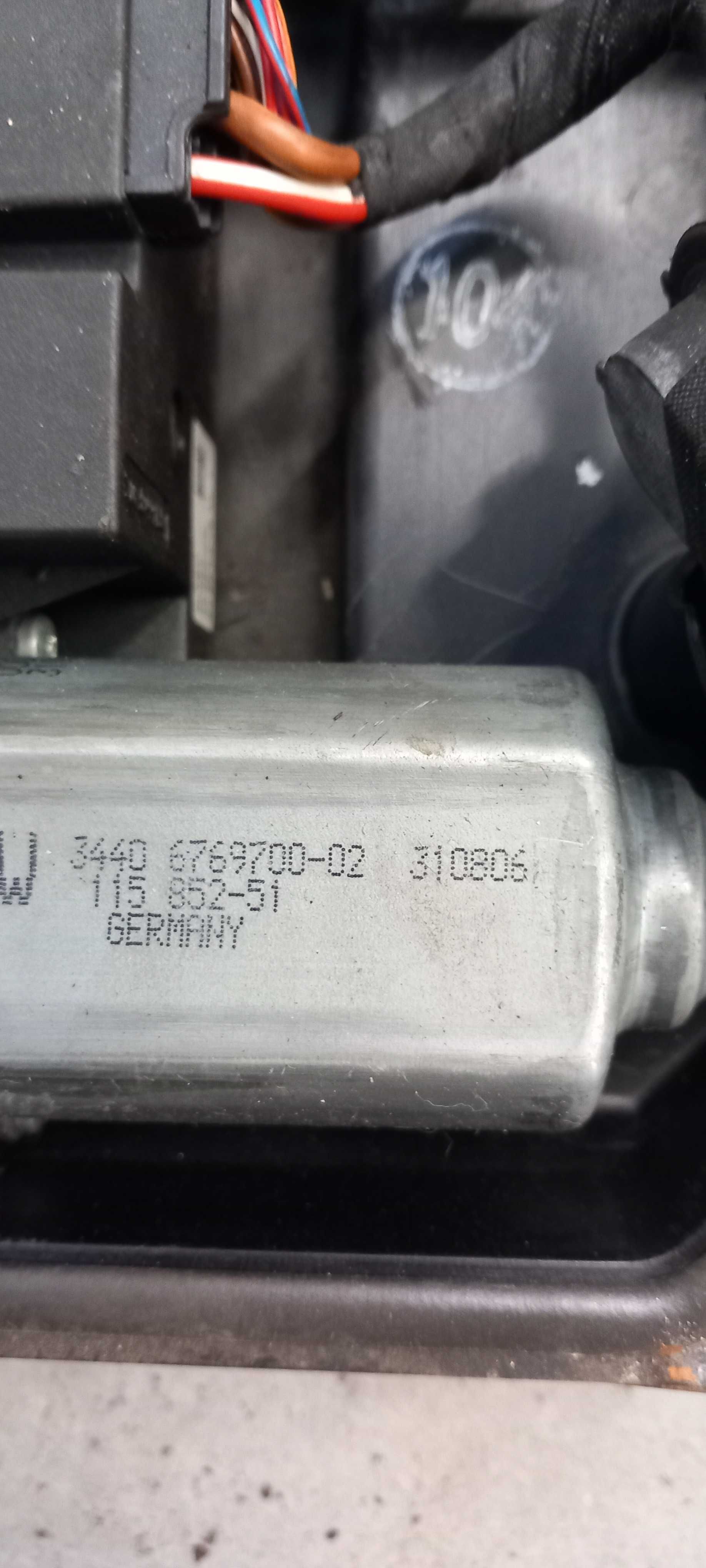 Frana Mana  Cu Motoras Electrica BMW 7 E65,E66 / 6769700-02