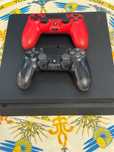PlayStation 4 + 2 Manete