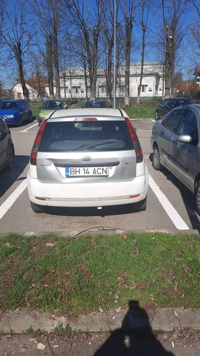 Ford fiesta 1.4 benzina