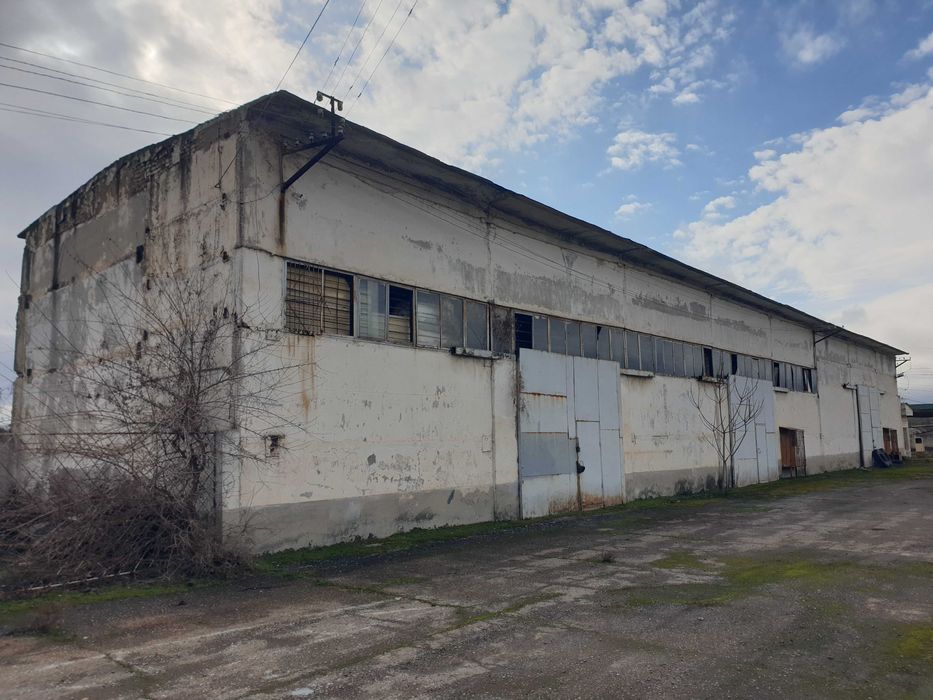 Продаётся база для производства и складирования