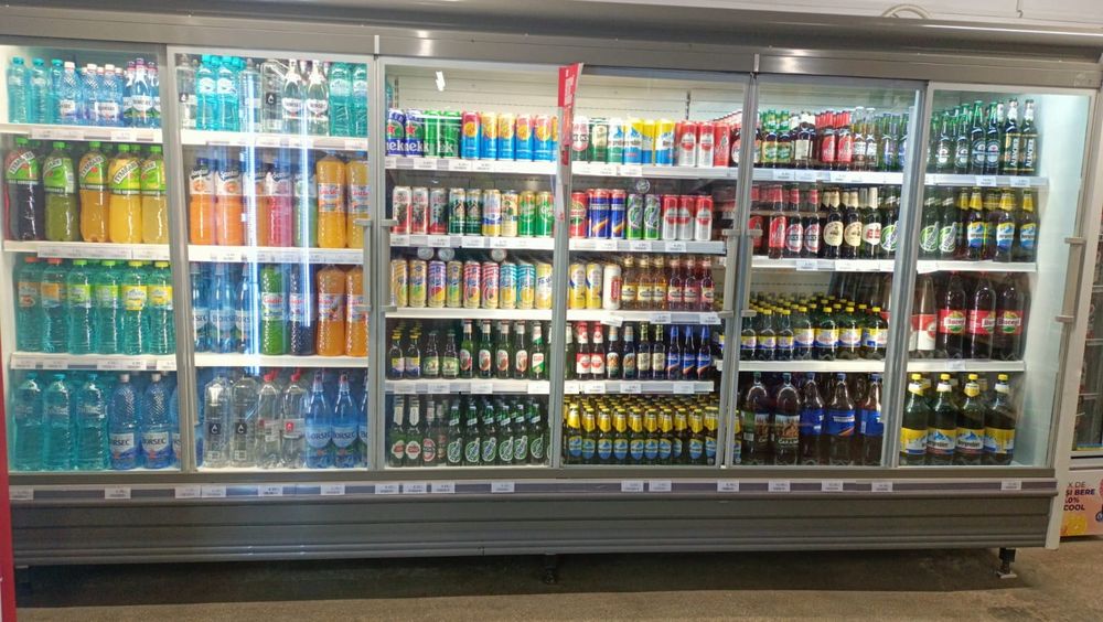 Vând Frigider de Sucuri/Mezeluri