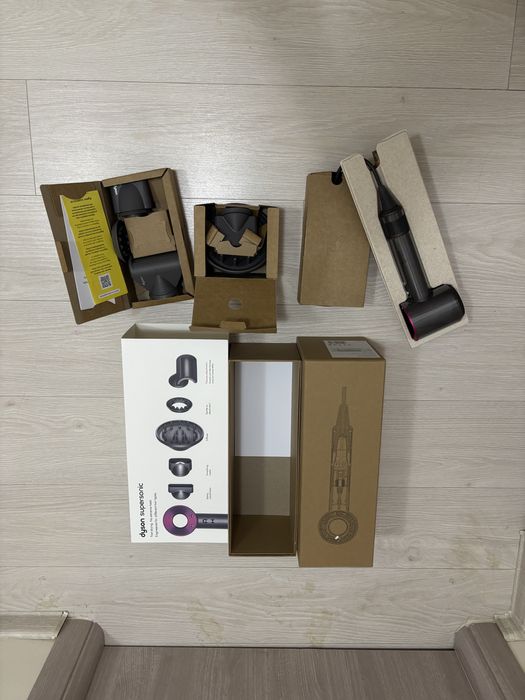 Dyson Supersonic HD08 – Uscător de păr profesional, nou