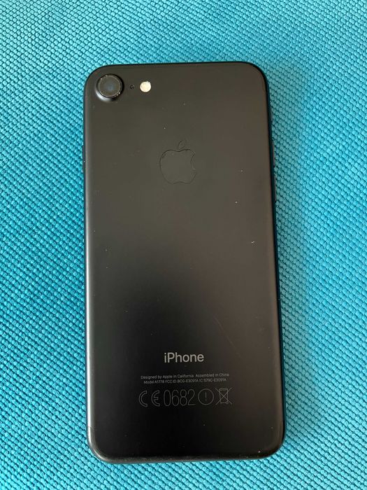 iPhone 7 32GB Jet Black черен
