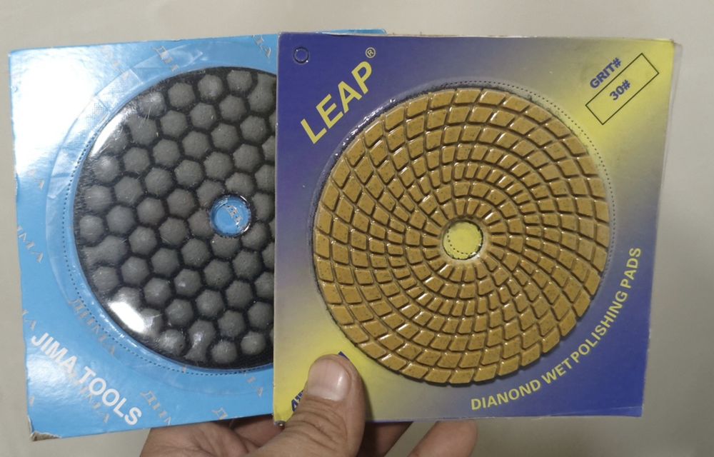 Продаются новые черепашки для обработки кафеля и плитки.