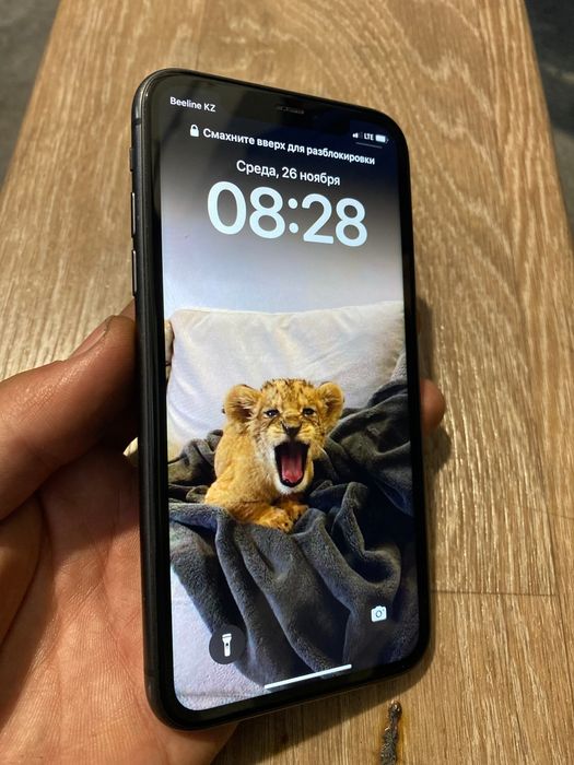 iPhone 11 идеалл