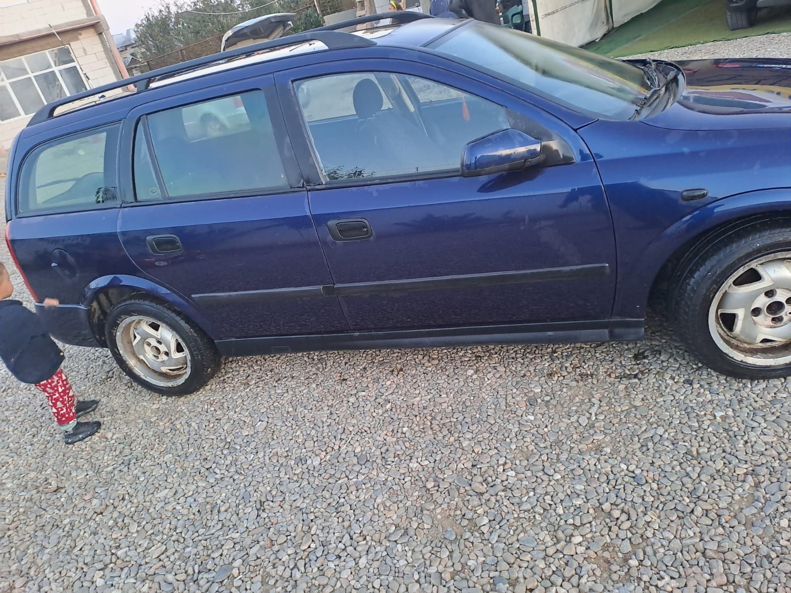 Dezmembrez opel astra An 2003 
Motor 1.6 8v 
Motorul se da cu proba Fu