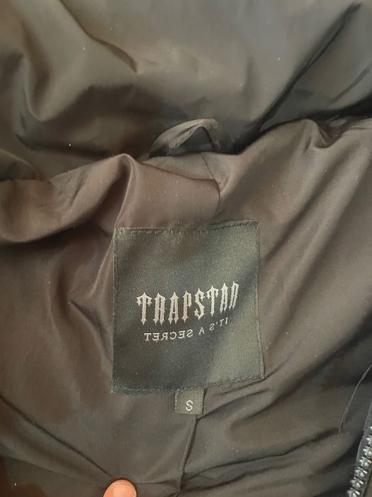 Geaca trapstar marimea s