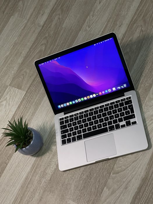 Macbook Pro Retina 2014-8gram-ssd128 perfect funcțional ,