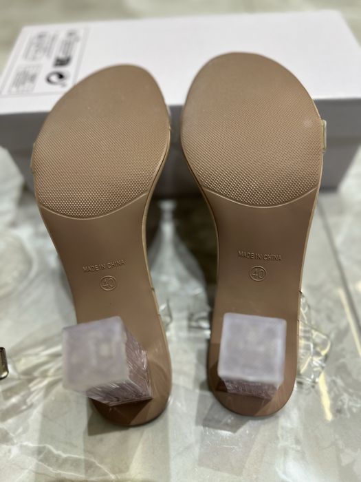 Сандали на ток Shein