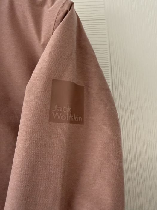 Geaca dama Jack Wolfskin marimea M noua, originala