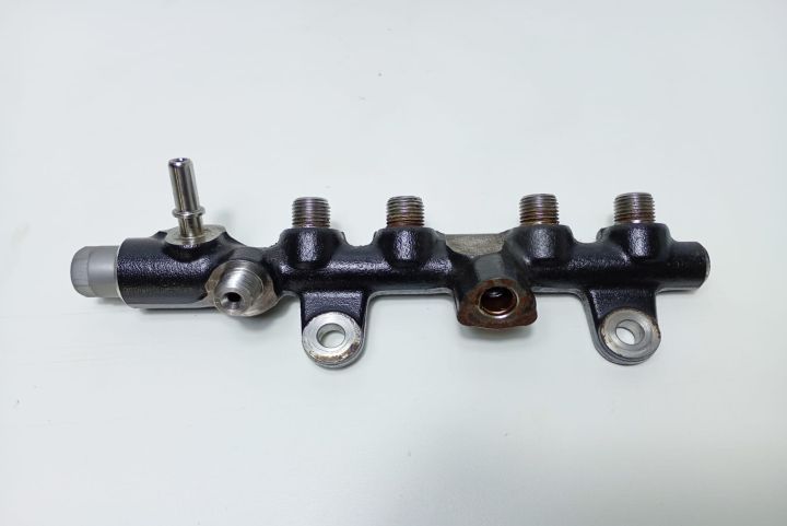 Rampa  injectoare 1.5 dci 175213274r Dacia Logan a 2-a generatie (fac