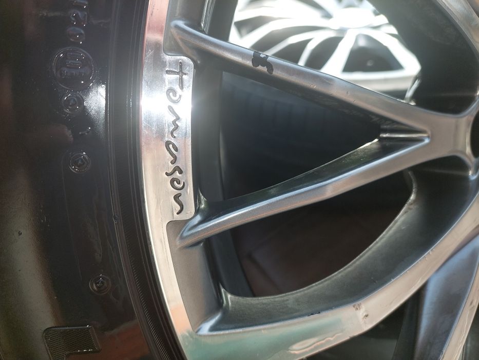 Vand jante R19 Tomason