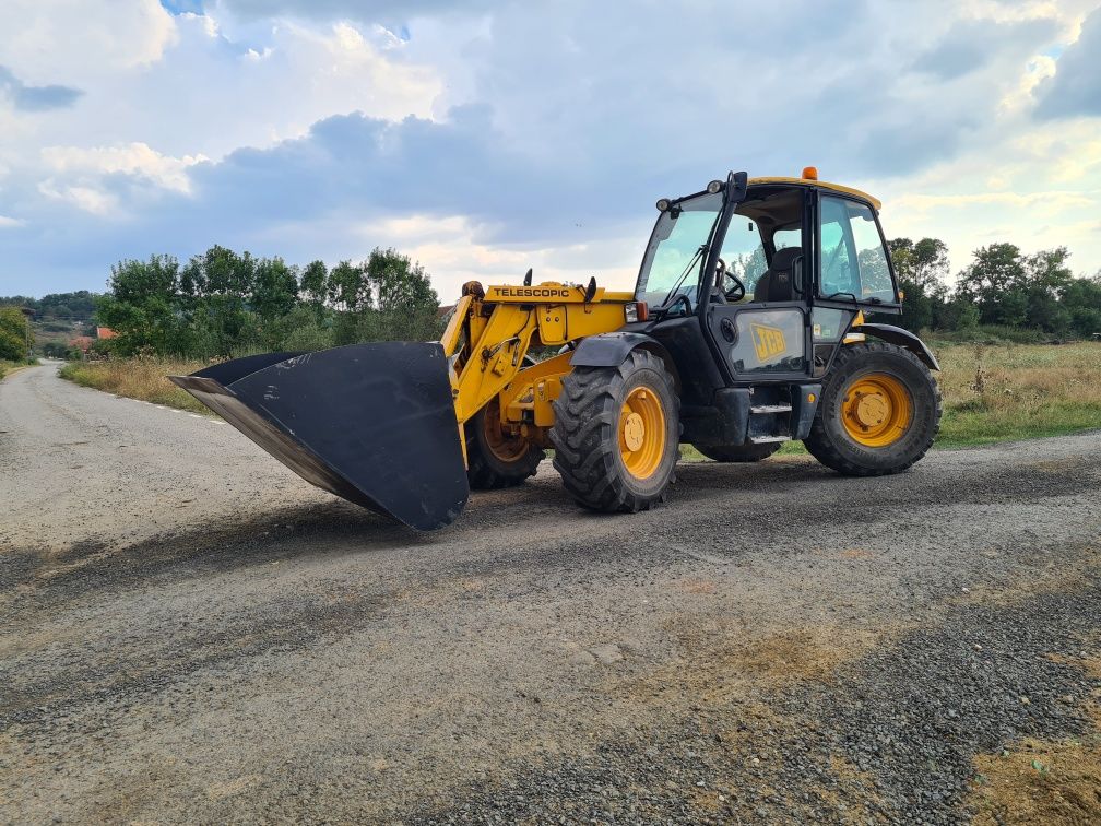 Încărcător  telescopic  jcb 536 -60