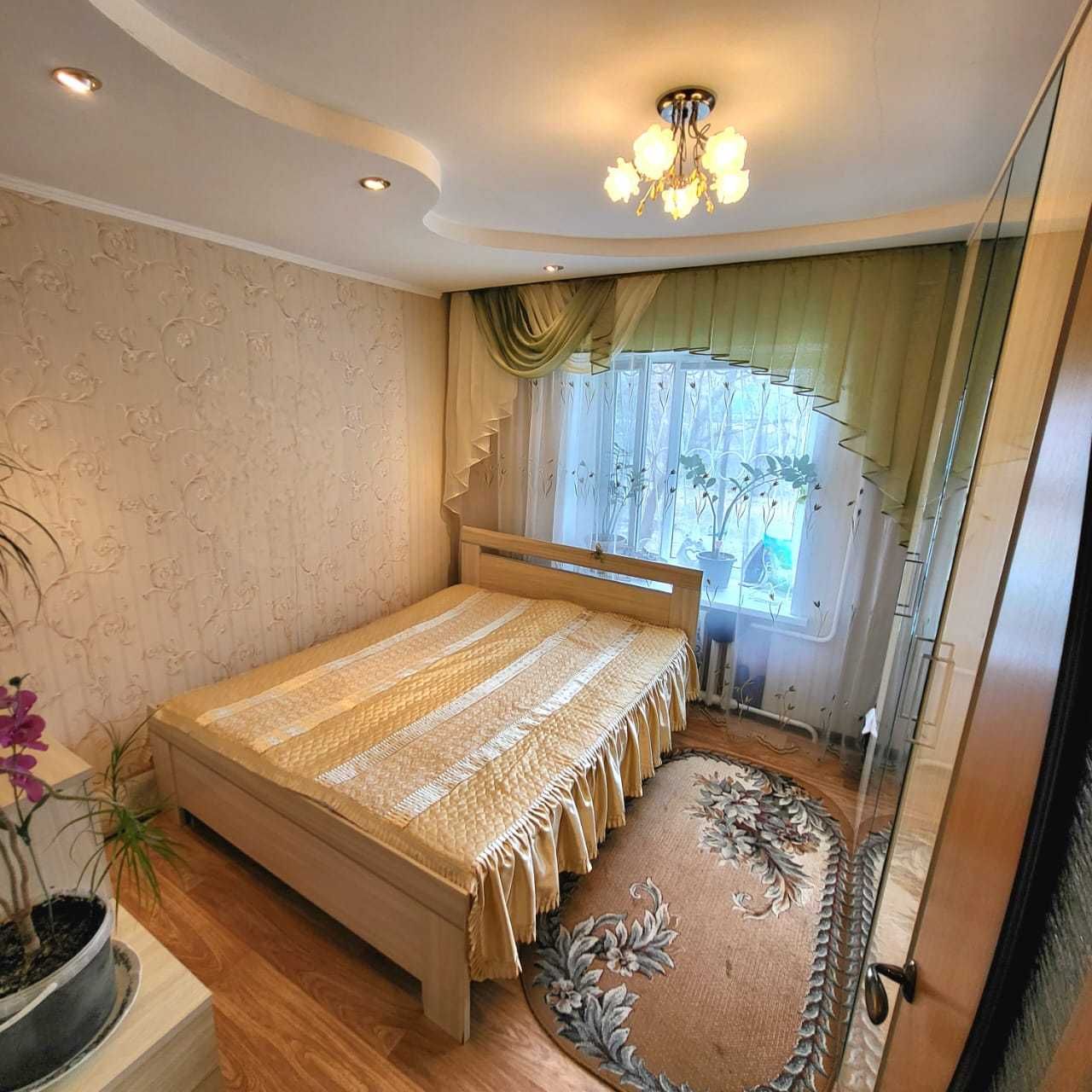 Продам трехкомнатную квартиру район СХИ, Зачаганск